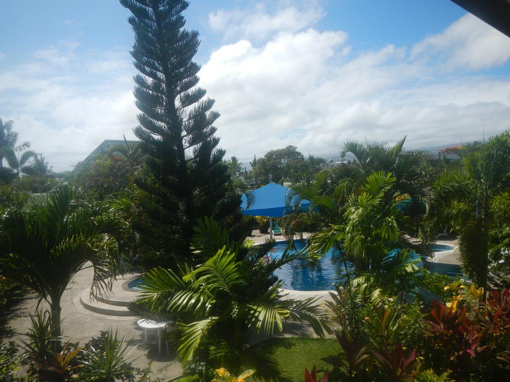 Hotel Millenia Samoa Апиа Экстерьер фото